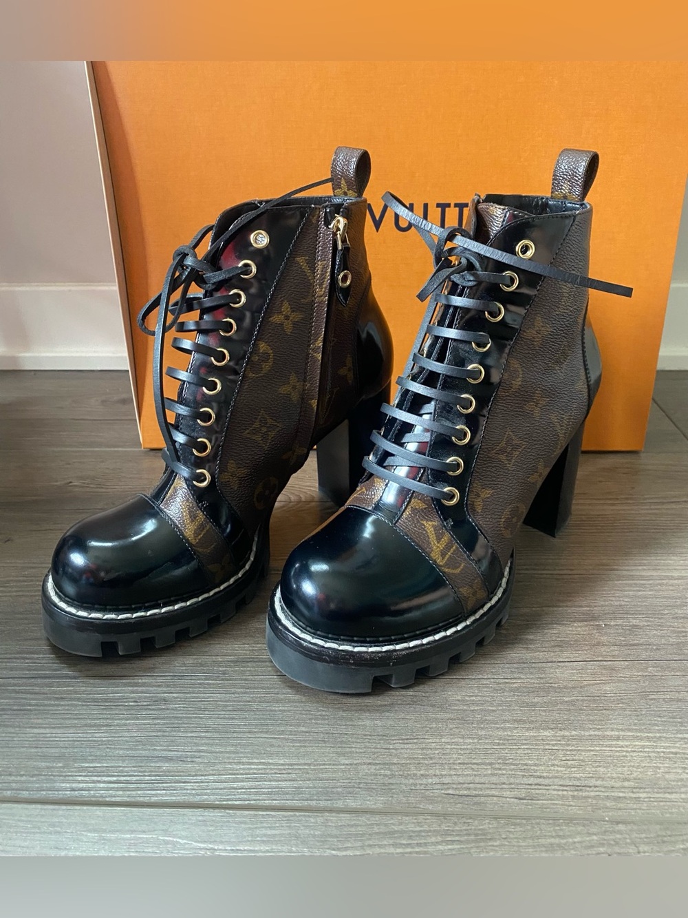 Louis Vuitton Laureate Combat Boots Monogram Canvas Black Leather Size 38.5 Auth - Picture 7 of 16